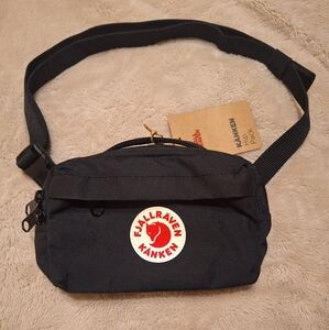 Kånken Black Hip Pack